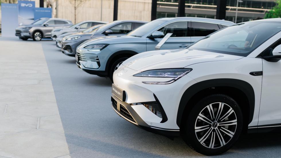 Ξεκίνησε η εμπορική πορεία της BYD στην Κύπρο από τον όμιλο Σφακιανάκη